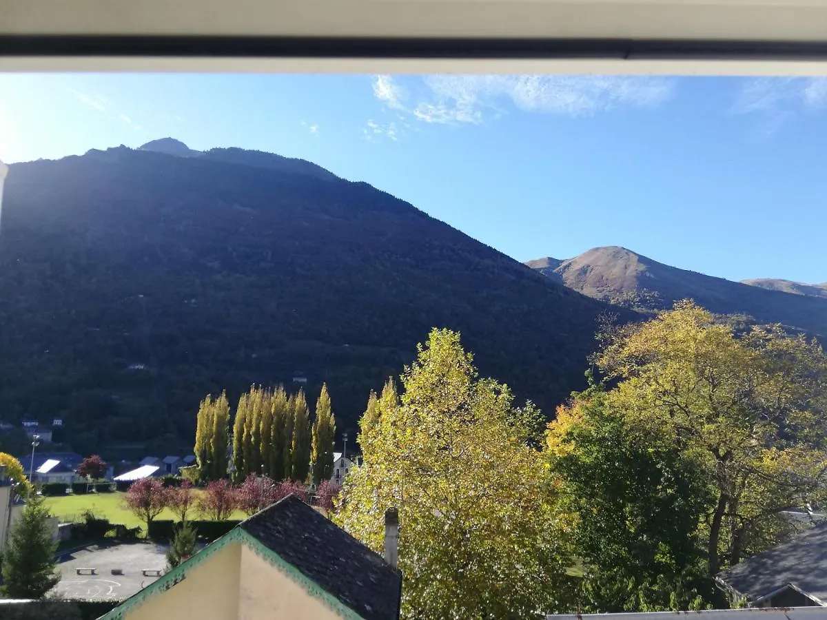 Apartment T2 Proche Centre Du Ville Luz-Saint-Sauveur