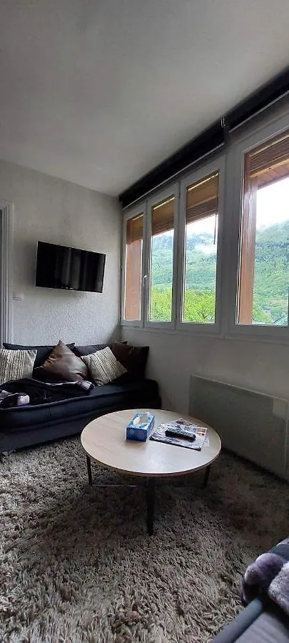 T2 Proche Centre Du Ville Luz-Saint-Sauveur Apartment