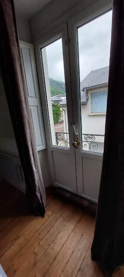Apartment T2 Proche Centre Du Ville Luz-Saint-Sauveur